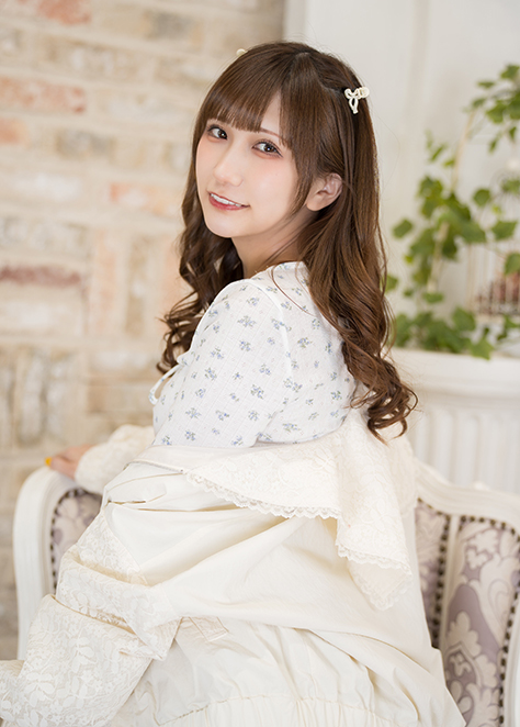 小日向くるみ